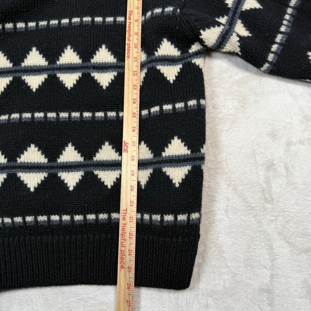 VTG Bloomingdales 100% Wool Black Sweater Heavy Knit Men's Size Large Geometric - Picture 6 of 6